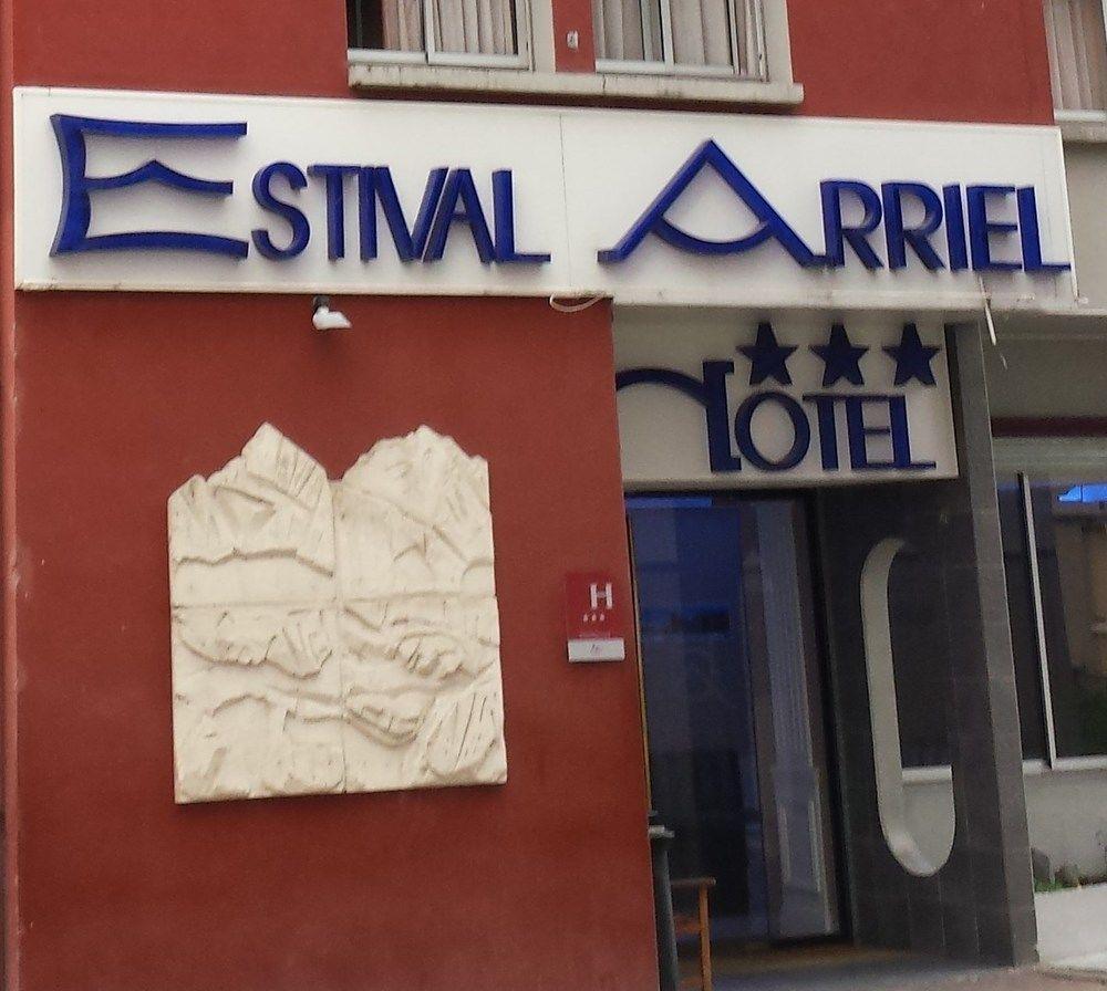 Hôtel Estival Arriel Lourdes Exterior foto